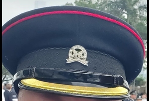 Casquette à visière unisexe pour adultes, fabriquée en usine, de haute qualité, 100% coton, à carreaux, broderie à la main, coupe décontractée, pour toutes les saisons - Product Image 3