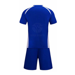 Tenue de sport au design unique, prix abordable, uniforme de football personnalisable en couleur et taille, uniforme de football de haute qualité pour adulte - Product Image 2