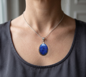Vente en gros de Lapis Lazuli naturel fait main, argent sterling 925, style bohème vintage, forme géométrique, certifié IGI, cadeau unisexe - Product Image 6