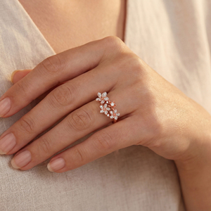 Anillo de Aro con Diamantes y Esmeralda de 1 Ct, Acabado en Oro Rosa, Aro de Oro de Lujo Premium para Mujer, Oro Rosa, 1 Ct, Esmeralda y Diamante - Product Image 2