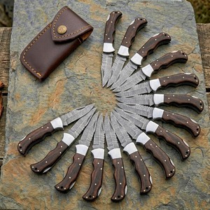 LOT de 20 couteaux pliants en acier Damas, couteaux de poche avec étui en cuir |   Couteau d'extérieur, couteau de camping |   Cadeau parfait - Product Image 5