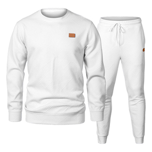 Ensemble de survêtement unisexe moderne 2 pièces : sweat-shirt à col rond et pantalon de jogging – Confort décontracté de qualité supérieure - Product Image 1