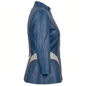 Chaqueta de Cuero Azul para Mujer, Manga Tres Cuartos, Paneles en Contraste, Estilo Peplum, Venta al Por Mayor de Fábrica - Product Image 3
