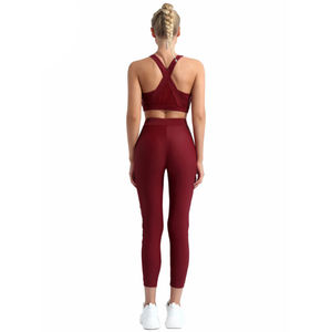 Conjunto de yoga para mujer, leggings de cintura alta de tela elástica sin costuras y top deportivo de soporte para fitness, gimnasio y entrenamiento. - Product Image 3