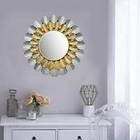 Miroir mural arqué de style marocain en or orné KSN, décoration d'intérieur vintage avec cadre inspiré de l'art islamique, Inde KSN-130725-19