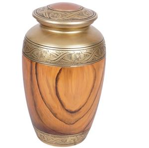 Urna Funeraria Clásica de Aluminio Dorado con Acabado de Madera, Acabado Metálico Natural, Resistente, Capacidad de 220 Pulgadas Cúbicas, AB COLLECTIONS - Product Image 2