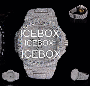 Atractivo Reloj de Pulsera para Hombre con Caja de Acero Inoxidable, Resistente al Agua 10 Bar, Esfera de Cristal, Totalmente Adornado con Diamantes Moissanite y Brazalete - Product Image 3