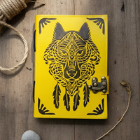 AAN Overseas Ventures – Journal souvenir en cuir véritable de qualité supérieure, motif tribal loup antique gravé, multicolore, avec fermoir métallique