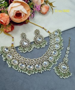 Heavy Cubic Zirconia Necklace <b>Set</b> Pearl Cluster Tassel Drop Bridal <b>Wedding</b> Jewelry <b>Set</b> With Dangle Earrings & Mang Tika Supplier - Product Image 3