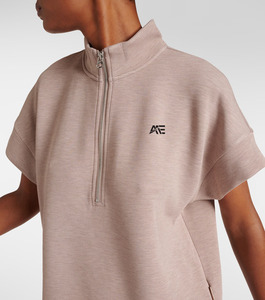 Sweat-shirt personnalisé pour femme à demi-zip et manches courtes, coupe oversize, haut athleisure, loungewear premium, sweat à capuche pour femme - Product Image 3