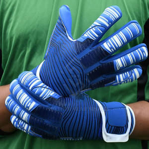 Guantes de Portero de Alta Calidad para Entrenamiento, Antideslizantes, con Cierre de Velcro, Palma de Látex Ligera para un Agarre Consistente, Uso Protector - Product Image 4