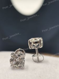 Pendientes de Diamantes Redondos con Corte Brillante, Plata 925 con Baño de Rodio, Engaste de Garra, Clásicos, Unisex, para Compromiso - Product Image 3