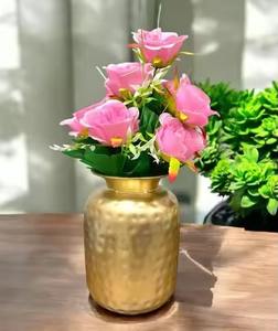 Vase à fleurs élégant en métal, vase décoratif de qualité supérieure pour centre de table de mariage - Product Image 1