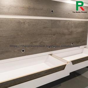 Remolque de Campamento Tipo Lágrima Todoterreno Usado en China para Aventuras Extremas y Exploración al Aire Libre - Product Image 6