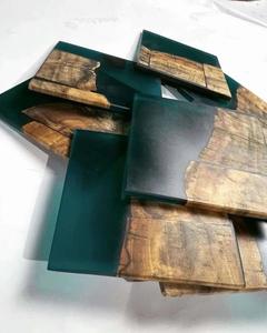 Juego de Posavasos Cuadrados de Resina y Madera Hechos a Mano, Elegantes Protectores de Mesa Resistentes al Calor, Decorativos para Bebidas, Modernos para el Hogar y Comedor - Product Image 1
