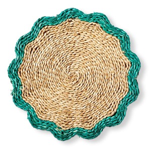 Mantel Individual Redondo de Seagrass Tejido a Mano con Forma de Flor, Estilo Bohemio, Borde Verde, Decorativo para Hogar y Restaurante - Product Image 1