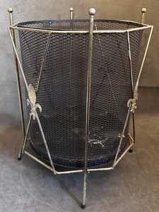 ถังขยะโลหะแบบพกพา น้ำหนักเบา สำหรับใช้ในชีวิตประจำวัน - Product Image 1