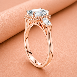 Bague de fiançailles de luxe en or rose avec halo de moissanite taille émeraude et pierres latérales en forme de poire pour femme, bijoux de mariage - Product Image 2