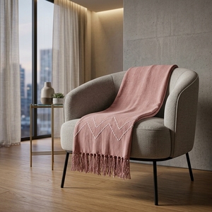 Plaid décoratif léger en tissu doux tissé rose à motif zigzag, pour canapé et lit, idéal comme écharpe ou châle, textile de maison - Product Image 3