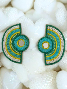 ต่างหูปักลูกปัดทรงหยดน้ำ งานฝีมือทำมือ ดีไซน์คริสต์มาสสำหรับงานเย็บปักถักร้อย โดย MD HANDICRAFTS - Product Image 3