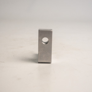 AMT VINA Fabrication Métallique Personnalisée Usinage CNC Service de Fabrication Précise de Supports de Connexion en L Faible MOQ Usine - Product Image 2