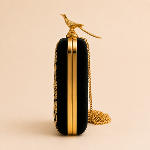 Pochette de Soirée en Velours Brodé Floral Noir et Or pour Femme avec Fermoir en Forme d'Oiseau, Chaîne et Doublure en Soie – Idéale pour Mariages et Fêtes - Product Image 5