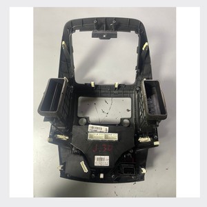Piezas de automóvil usadas JD211568 compatibles con el panel de control de clima Hyundai, bisel de radio para calefacción y aire acondicionado, i30 Elantra, piezas de automóvil coreanas. - Product Image 3