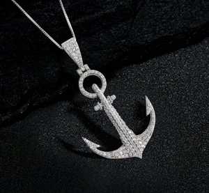 Pendentif Ancre Luxe Sertie de Moissanite VVS 10 Carats en Argent Sterling Plaqué Or, Bijou Hip Hop Effet Diamant, Breloque Nautique - Product Image 3