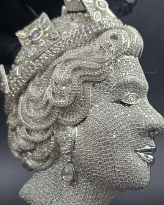 Colgante de lujo con moissanita de la Reina Isabel, plata de ley 925, corte brillante redondo, regalo de joyería para mujer - Product Image 1