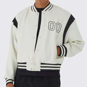 Veste universitaire homme blanche et noire, col rabattu, manches classiques, fermeture boutonnée, lettres brodées sur le devant, style preppy, pour l'automne - Product Image 3