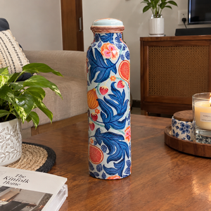 Bouteille en cuivre imprimée de motifs floraux bleus KGB, design élégant, vaisselle haut de gamme, bouteille d'eau réutilisable pour la maison, le bureau, fournisseur en gros - Product Image 4