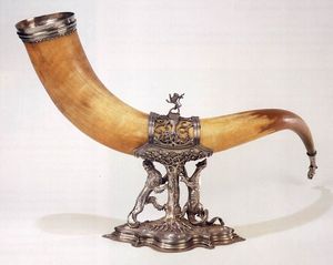 Stylish Drinking Horn Mug For <b>Beer</b> Mead Ale Whisky With Handmade Craftsmanship And Elegant Rustic Design - Product Image 5