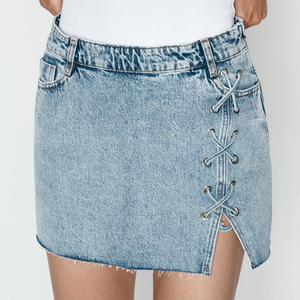 Falda vaquera desgastada al por mayor para mujer, estilo rasgado, falda vaquera estilo streetwear / Proveedor mayorista de fábrica OEM para personalización de marca - Product Image 3