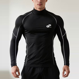 Camiseta de compresión de secado rápido avanzada para entrenamiento de fútbol, tela que garantiza flexibilidad y control del sudor durante todo el día. - Product Image 1
