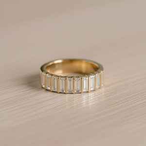 Anillo de media eternidad con diamantes cultivados en laboratorio, corte baguette, para mujer, oro sólido de 14 quilates, joyería fina para compromiso y boda, ideal para regalo. - Product Image 5