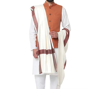 Chal Tradicional Musulmán para Hombre, Blanco, de Lana, con Borde Tejido, Diseño Elegante para Ceremonia Nikah de Invierno, Celebraciones Islámicas - Product Image 1