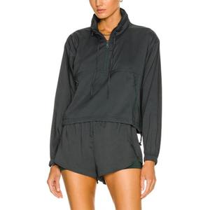Ensemble de jogging deux pièces coupe-vent pour femme, design élégant, coupe confortable, mode décontractée, logo personnalisé OEM, fournisseur en gros - Product Image 1