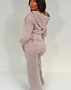 Sweat-shirt court à capuche gris en molleton délavé sur mesure pour femme avec poches, ensemble de survêtement décontracté couleur unie 200 g - Product Image 2