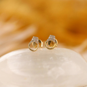 Pendientes de Oro Amarillo con Diamantes Cultivados en Laboratorio en Forma de Círculo - Product Image 5