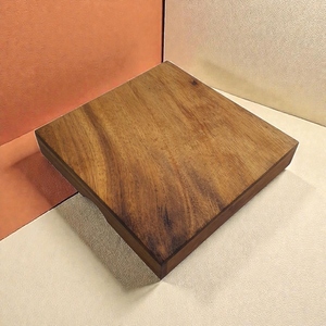 Juego de Mesa Ludo de Madera Hecho a Mano con Fichas Coloridas, Diversión Familiar Perfecta y Estrategia Moderna para Todas las Edades - Product Image 3