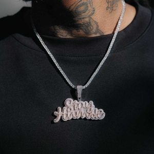 Collar con Colgante de Moissanita Estilo Iced Out con Nombre Personalizado, Joyería Hip Hop Personalizada, Regalo para Hombres y Mujeres - Product Image 3