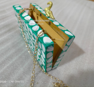 Bolso de mano hecho a mano estilo bohemio madre perla Metal noche bolso de mano bolso de fiesta para mujer precio al por mayor artesanías RF - Product Image 3