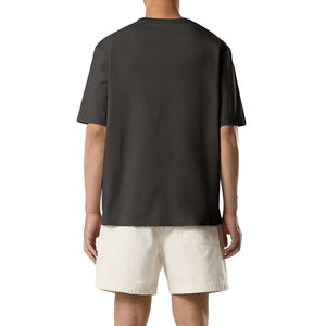 เสื้อยืดคอตตอนออร์แกนิคพรีเมียมขนาดใหญ่พิเศษสำหรับผู้ชาย โลโก้ปัก ย้อมสีแบบ Garment Dyed สไตล์สตรีทแฟชั่น เสื้อยืด OEM เสื้อยืดผู้ชาย เสื้อผู้ชาย - Product Image 2