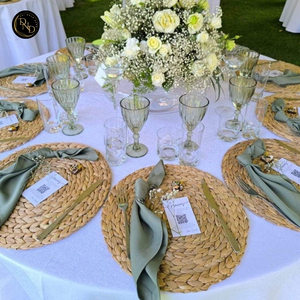 Set de table tressé artisanal en jacinthe d'eau naturelle, style vintage, écologique et exquis - Product Image 1