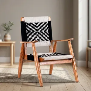 Silla Vintage de Madera con Reposabrazos, Respaldo y Asiento de Cuerda de Algodón Tejida a Mano, Mueble Rústico para Interiores, para Sala de Estar o Dormitorio - Product Image 2