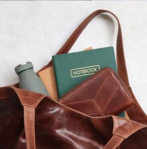 Handmade Leather Crossbody <b>Sling</b> <b>Bag</b> Stylish <b>Everyday</b> Casual Fashion <b>Bag</b> At <b>Best</b> Price From India Supplier - Product Image 2