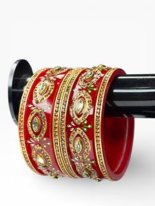 Nuevo Juego de Brazaletes Acrílicos Rojos con Borde de Perlas, Chapado en Oro, Moderno, para Bodas, Uso Festivo, Precio al por Mayor - Product Image 2