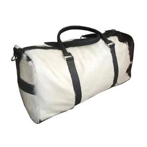 Sacs de voyage en cuir de vachette sur mesure OEM, qualité supérieure, prix bas, confortables, capacité 50-70L, sacs de voyage pour hommes - Product Image 2
