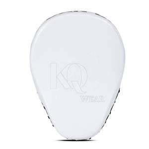 Pads d'entraînement en cuir de haute qualité avec surface incurvée et poids équilibré pour un contrôle et un confort maximum - Product Image 2