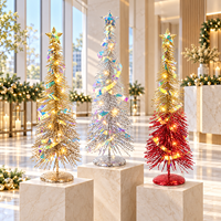Sapin de Noël en fer forgé à LED à piles avec étoile à facettes pour la décoration de table intérieure de la maison pendant les fêtes (40 cm)